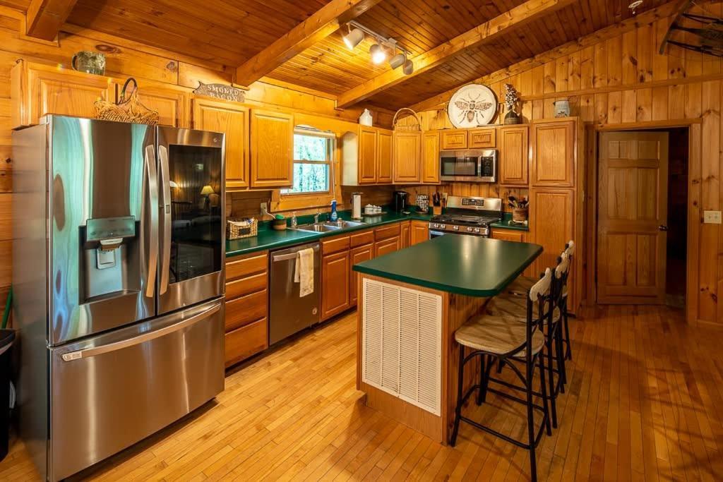Cozy 'Grey Fox' Cabin Between Boone & Blowing Rock Ngoại thất bức ảnh